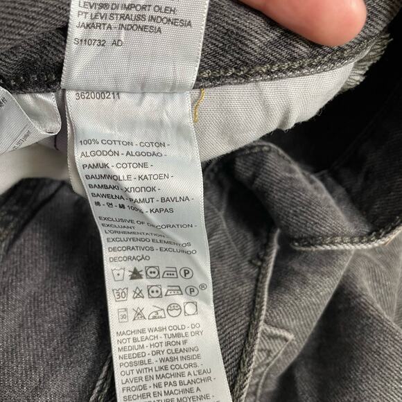 Levi's 501S Black Straight Leg Jeans Button Fly High Rise Womens Raw Hem Size 28 - Picture 4 of 7